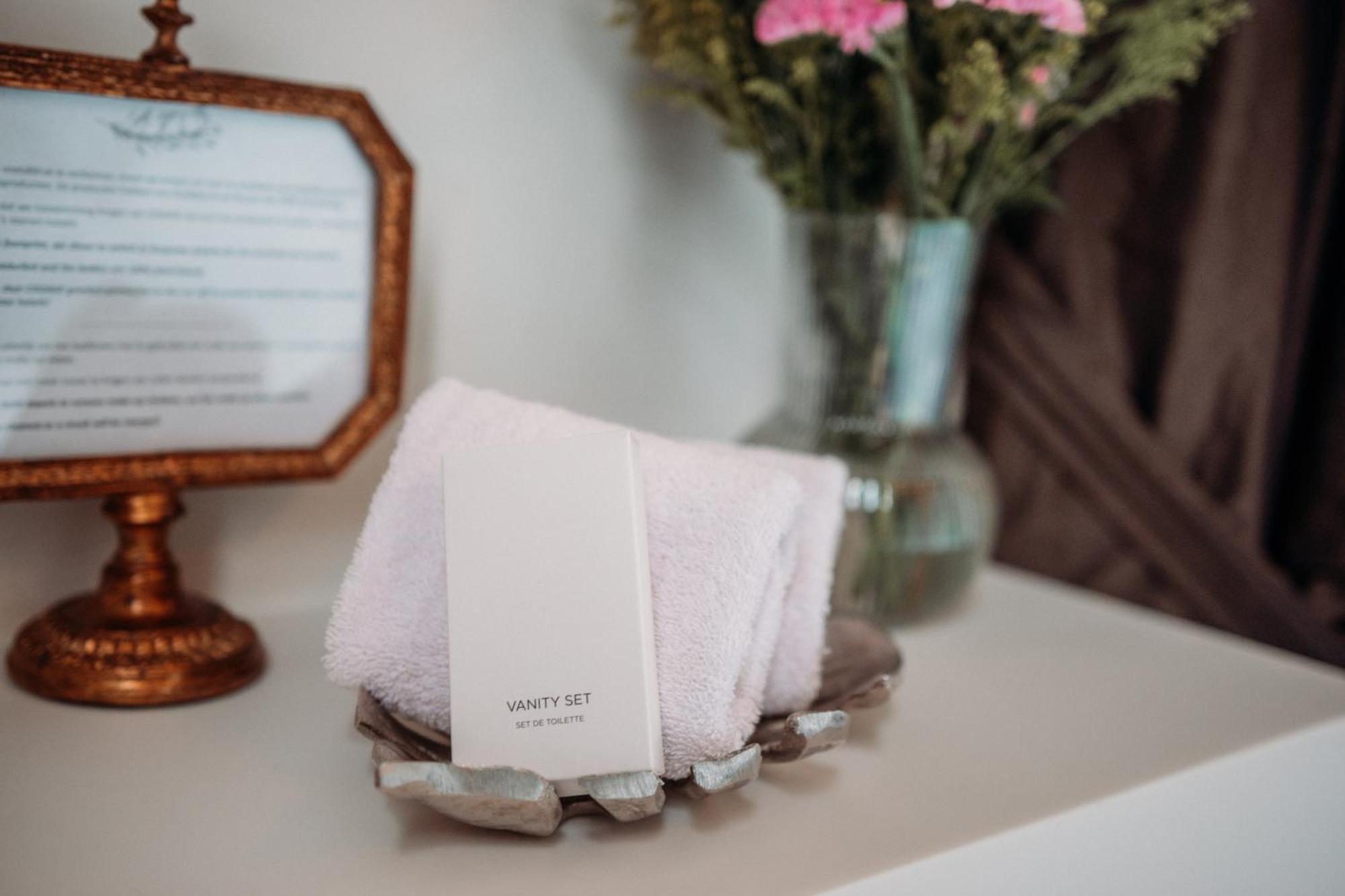 B&B Maison Mairie ハッセルト エクステリア 写真