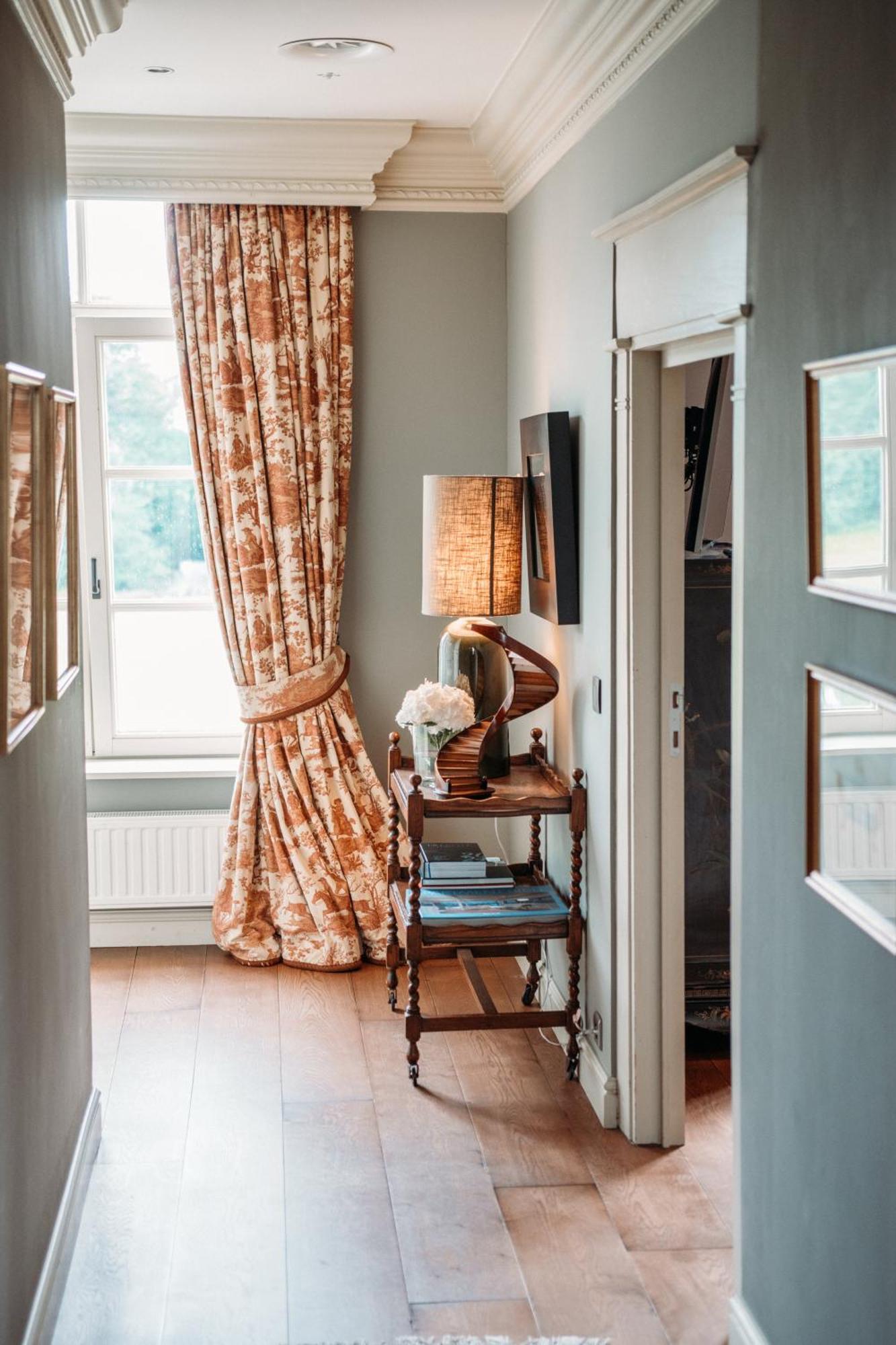 B&B Maison Mairie ハッセルト エクステリア 写真
