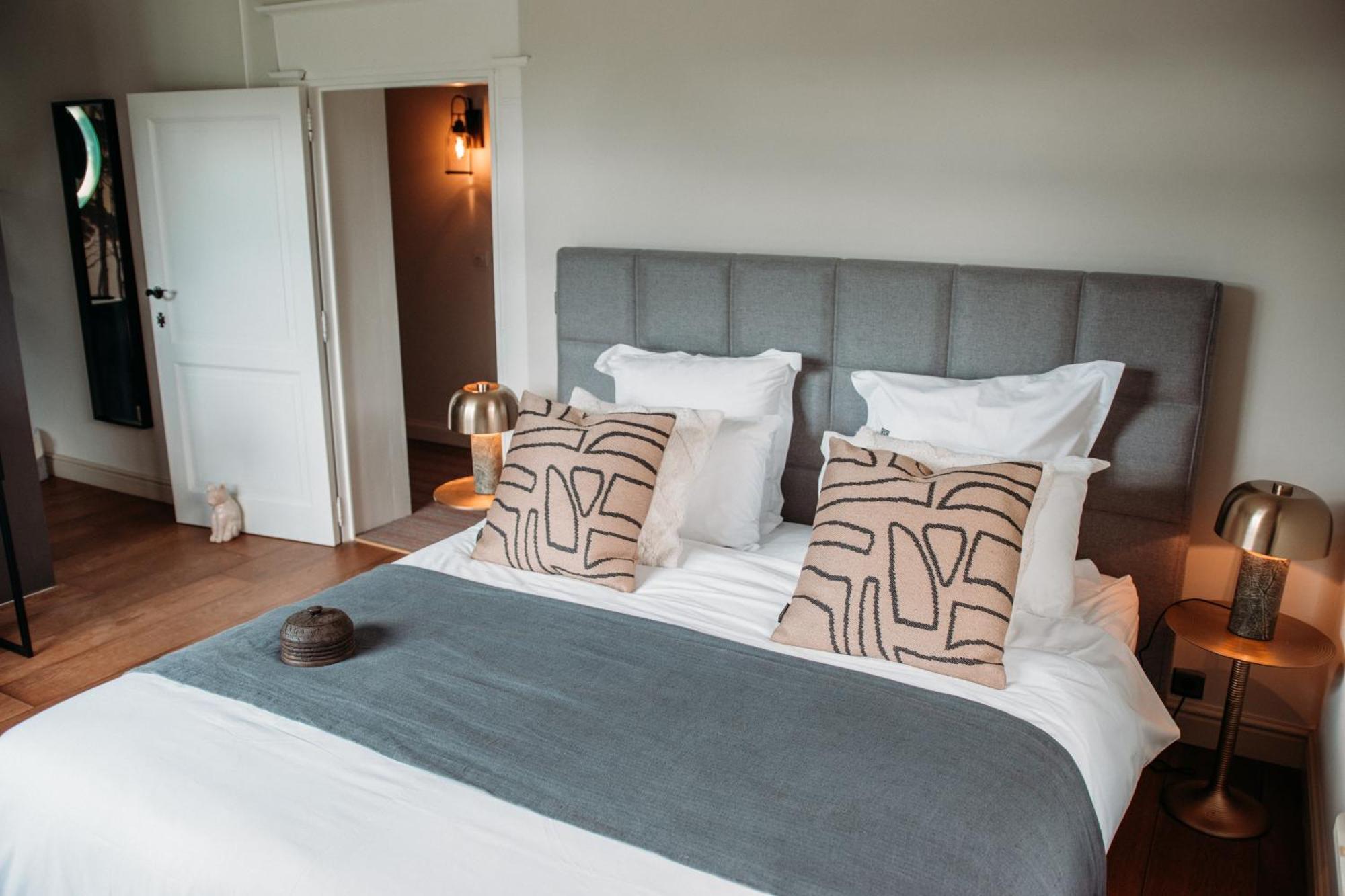 B&B Maison Mairie ハッセルト エクステリア 写真